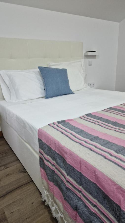 A.L. Katekero Hostel Costa Nova Bagian luar foto